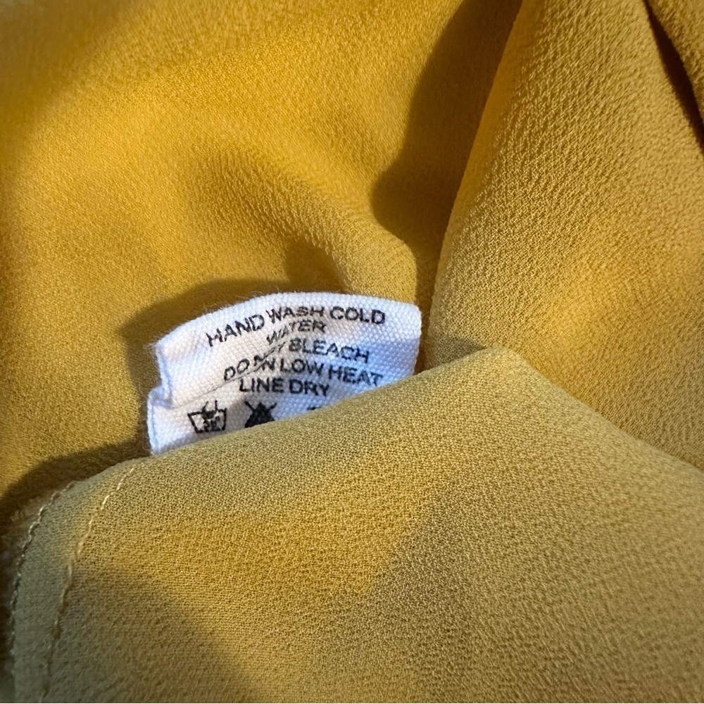 FREE* Naked Zebra Mid Sleeve High-Low Hem Blouse Yellow Semi Sheer - Picture 12 of 16